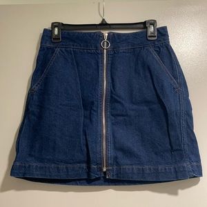 Like New Topshop Denim Skirt with Front Zipper, Size 6